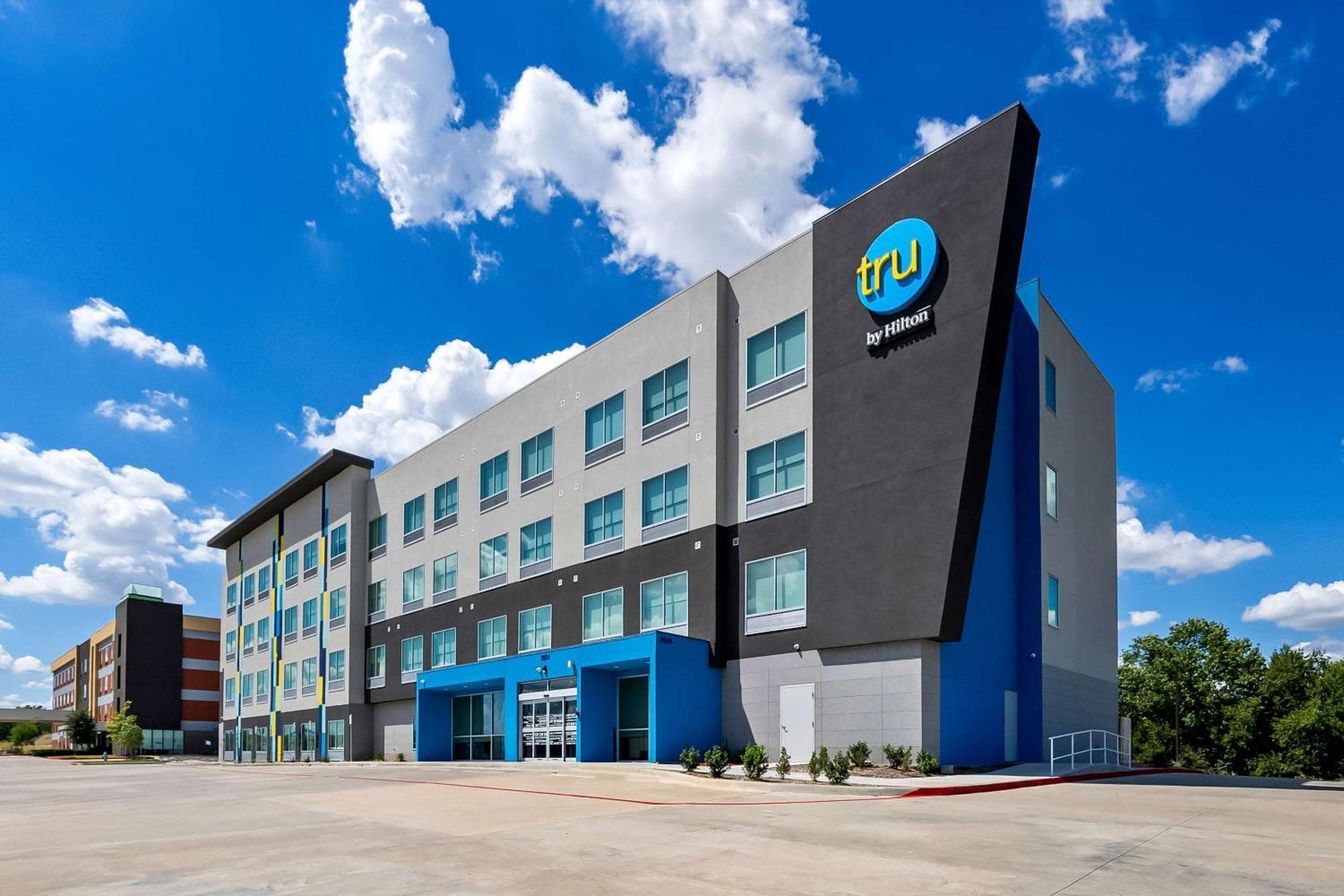 Tru By Hilton Plano Hwy 75 Hotel ภายนอก รูปภาพ
