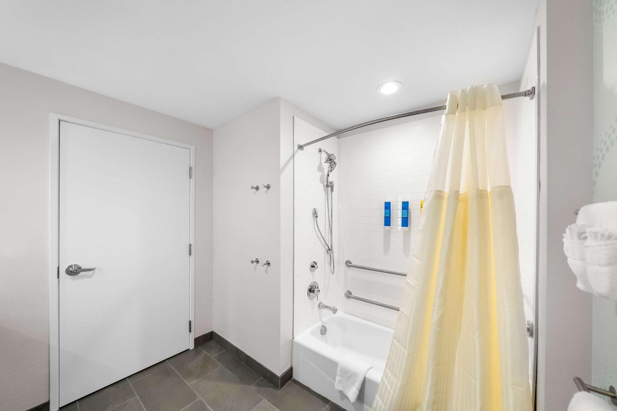 Tru By Hilton Plano Hwy 75 Hotel ภายนอก รูปภาพ